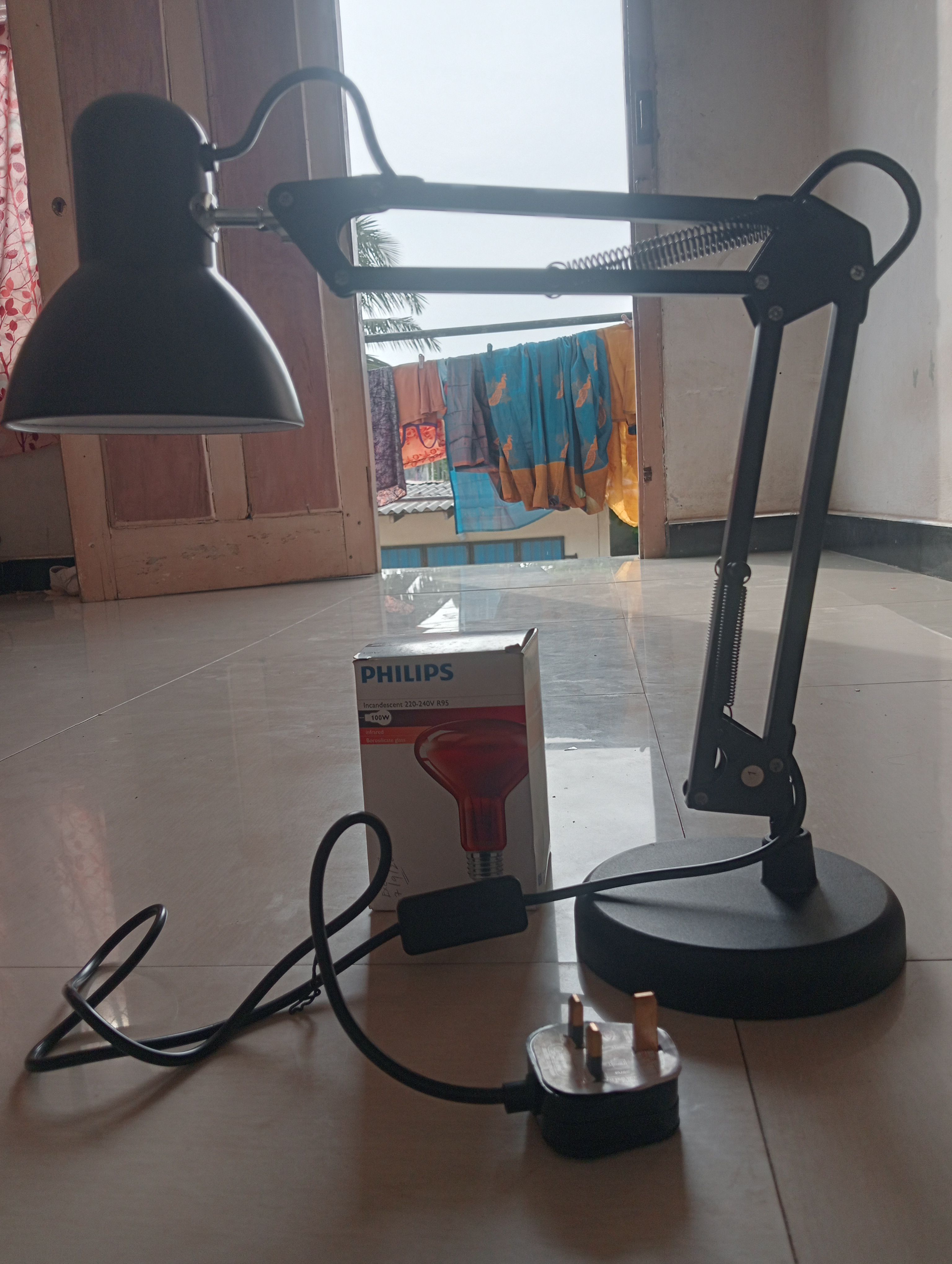 IR R95 Red Light Lamp 100W