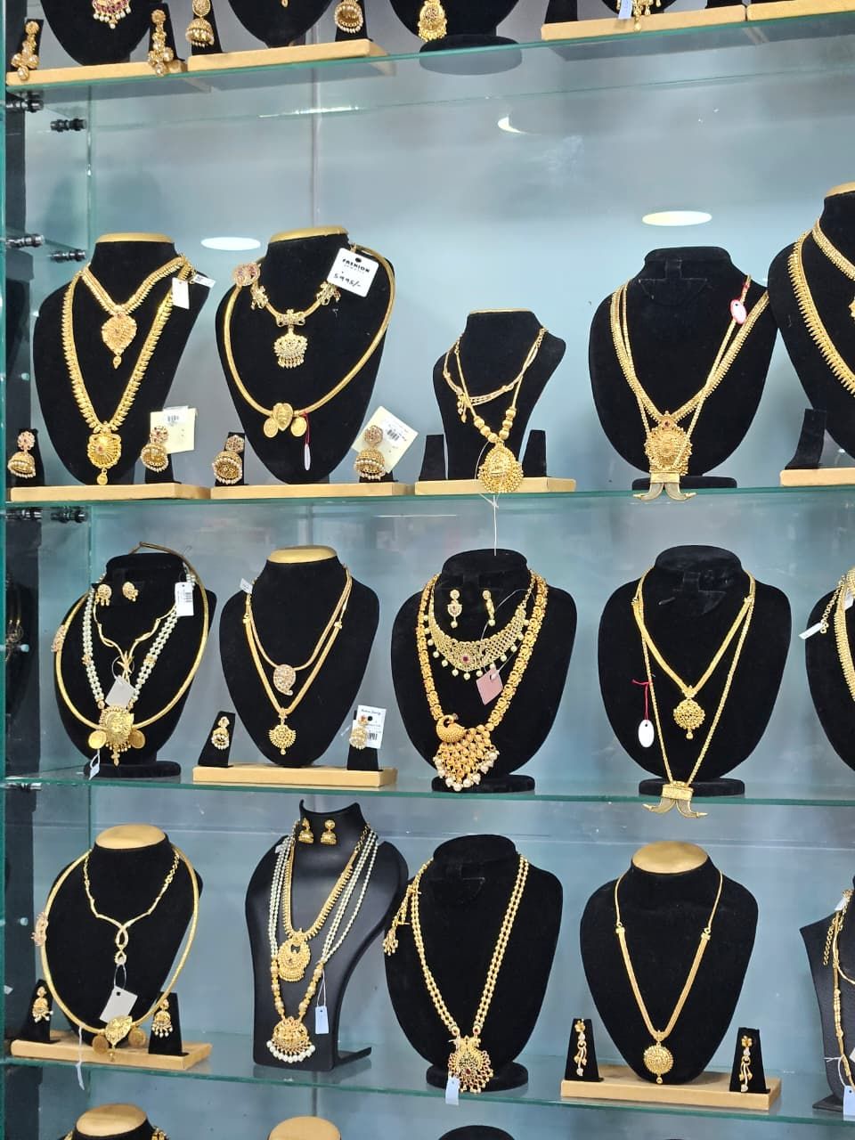 Keerthiha mall