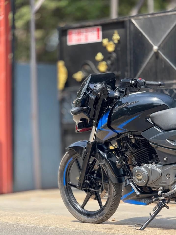 Pulsar 150