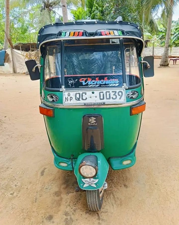  BAJAJ 