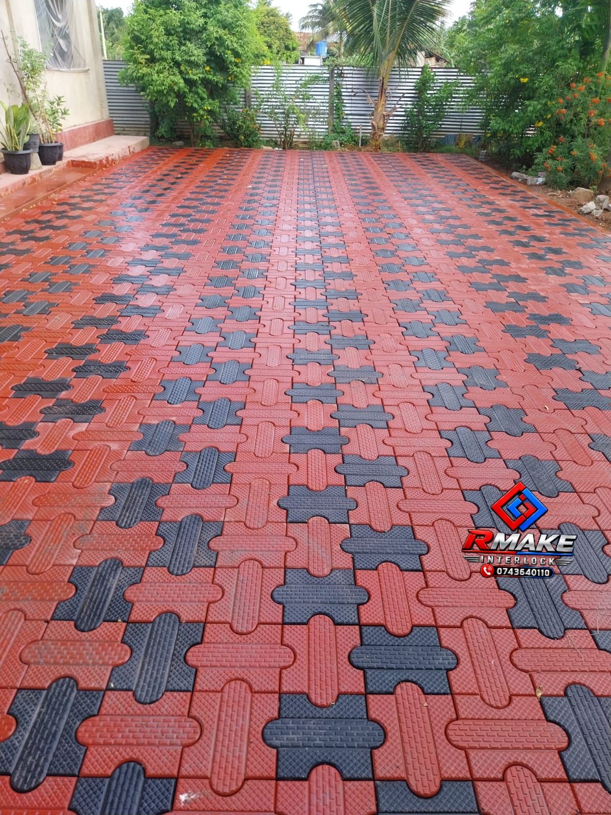 Interlock stone