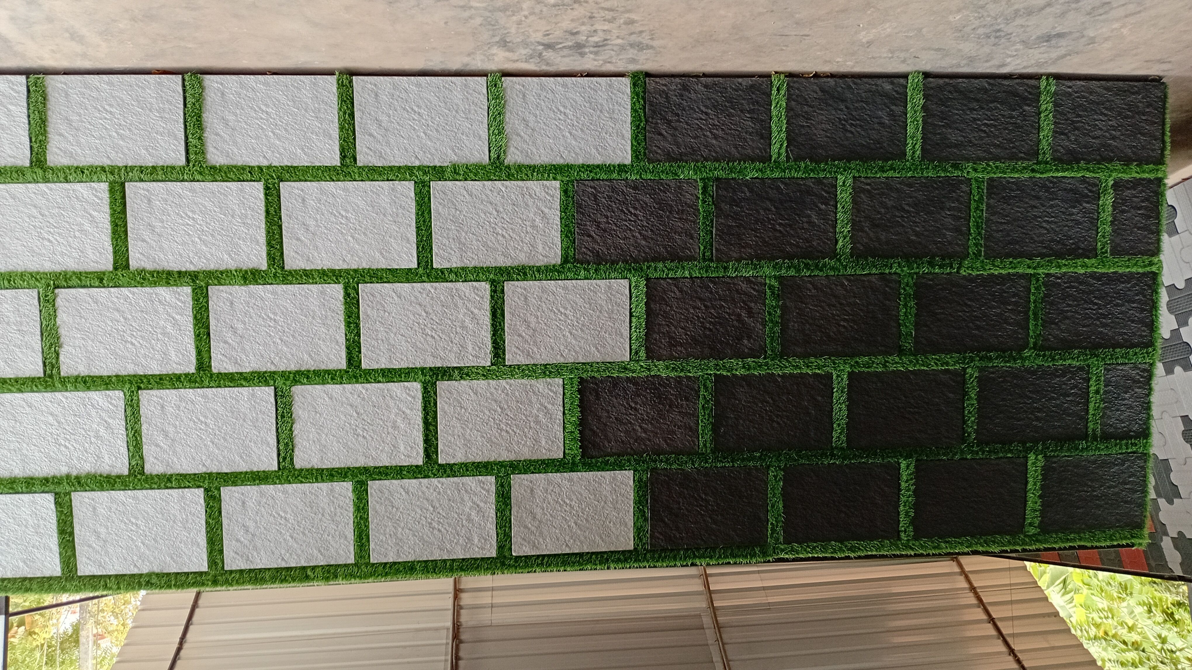 (12"×18") interlock stone